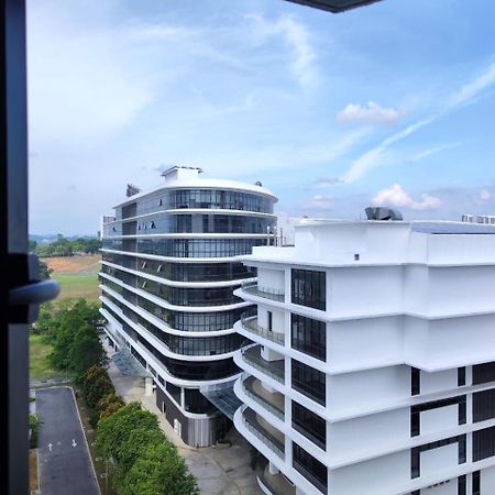 Deta Edusphere Cyberjaya Apartment Exterior photo