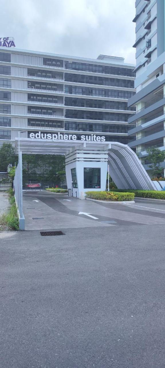 Deta Edusphere Cyberjaya Apartment Exterior photo